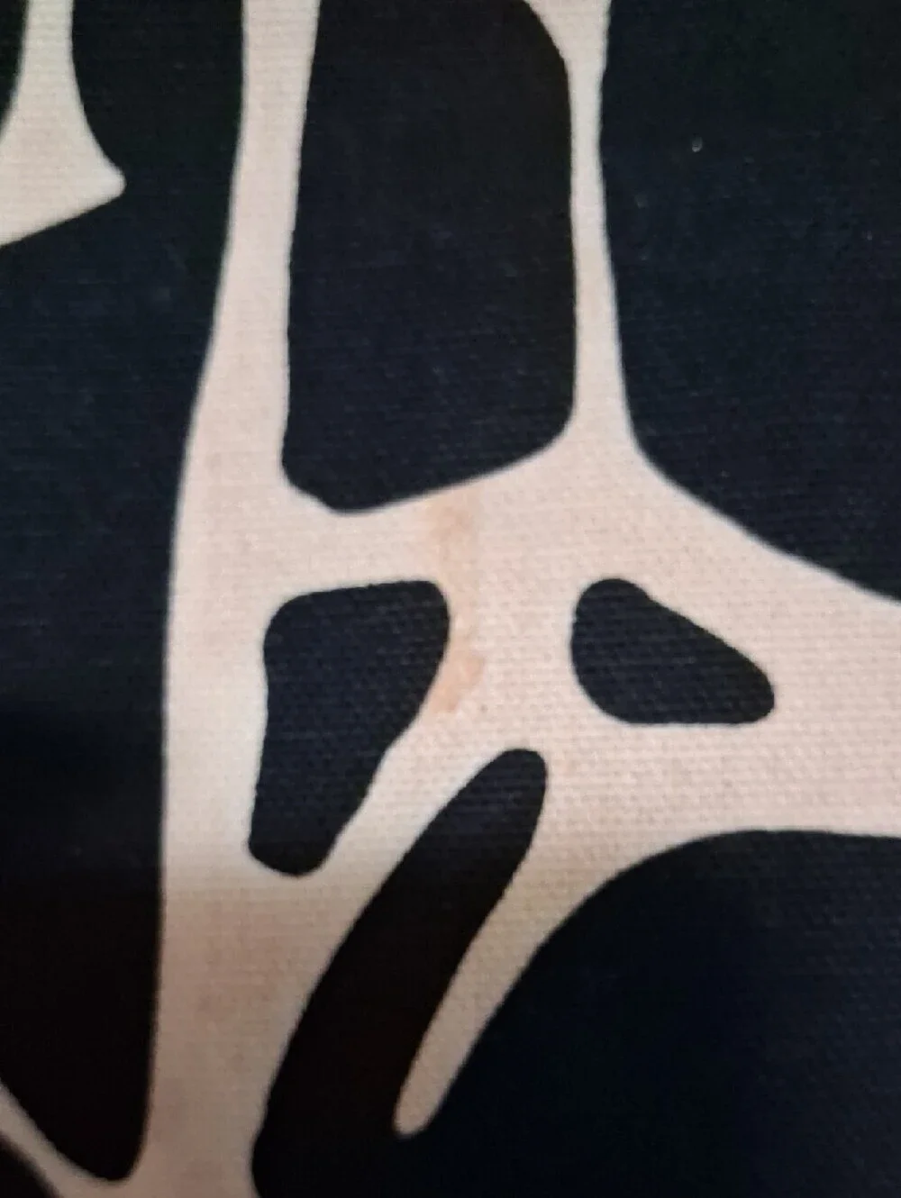 Diane Von Furstenberg Black and Tan Abstract Pattern Set